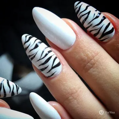 NAF Salon - Zebra print nails really be stealin' our hearts 😩🦓 Are you as  obsessed with this set as we are? Well babe, you're in luck 😝 These  delicious Zebra Tip