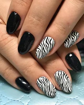 Zebra : r/Nails