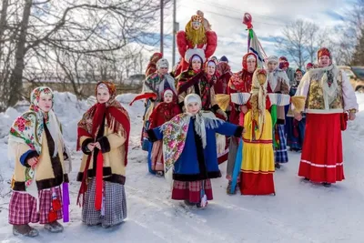 Веселый и раздольный есть праздник на Руси - Масленица