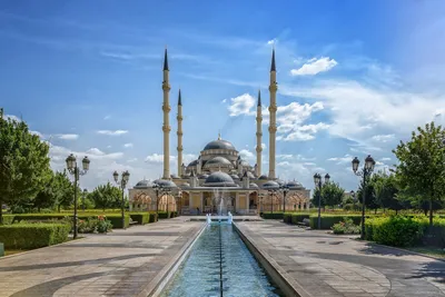 Исполнилось 10 лет со дня открытия мечети \"Сердце Чечни\" | ИА Чечня Сегодня
