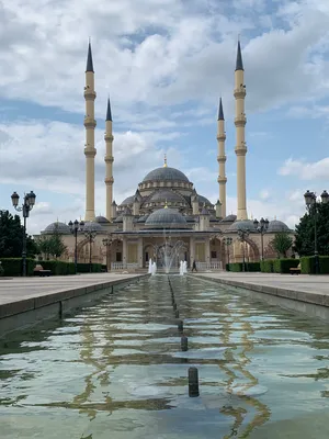Экскурсии в мечеть «Сердце Чечни» в Грозном в 2024 году🧭 цены от 3250 руб.  на январь—февраль 2024 года.