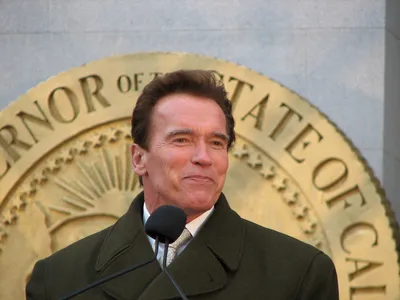 Арнольд Шварценеггер (Arnold Schwarzenegger). Утренняя зарядка с  Президентом Медведевым, фотографии, биография, соревнования, бодибилдинг