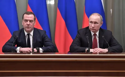 Что с тобой не так?»: Медведев язвительно поздравил Европу с Рождеством -  KP.RU