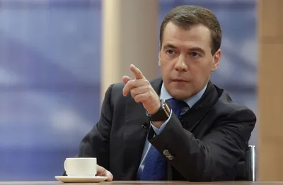 Медведев сравнил победный танец с пьяным в баре - РИА Новости Спорт,  21.05.2023