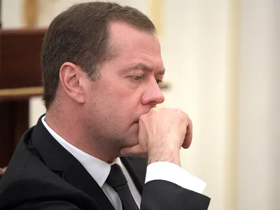 ЛизиСтрата on X: \"@adagamov А пьяный Медведев на саммите G8- не позор?  Конечно, и то, и другое-позор! https://t.co/4zoPJKnHXE\" / X