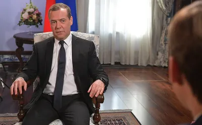 Как Путин избавляется от наследия Медведева | 18.01.2022, ИноСМИ