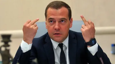 Дмитрий Медведев рассказал, что за бес ходит за окошком в Европе, как  оказалось, это…