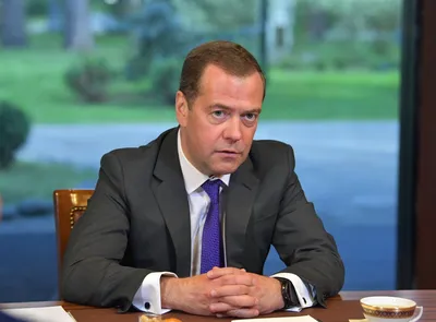 Соцсети рассмешили дорогие трусы Медведева
