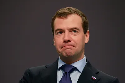 Пресс-конференция Медведева: народ хочет знать про самолет, \"журналисты\" -  трусы ·