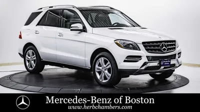 Black mercedes ml hi-res stock photography and images - Alamy