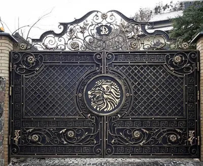 Ворота из профнастила с элементами ковки — «Metalworld»