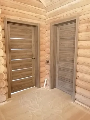 Окосячка дверей в деревянном доме, обсада окосячка дверей