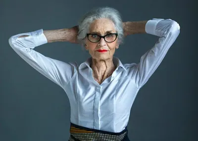 Как 96-летняя американка Милли Купер продолжает радовать своим телом  мужчин? | История нашего мира | Дзен