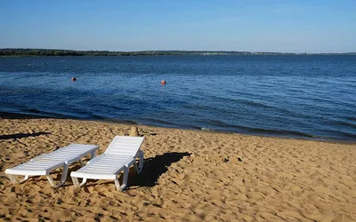 Не ожидали? А оно позеленело! Вода в Минском море уже не та