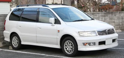 File:Mitsubishi Chariot Grandis 01.jpg - Wikipedia