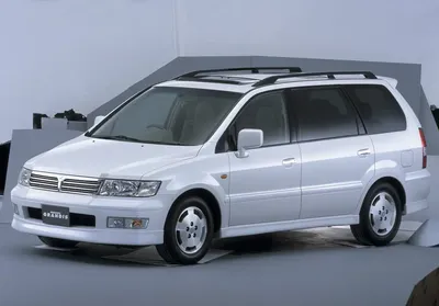 Mitsubishi Chariot Grandis 1997, 1998, 1999, 2000, минивэн, 1 поколение  технические характеристики и комплектации