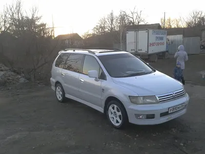 крышка багажника MITSUBISHI CHARIOT GRANDIS 3, N84W МИЦУБИСИ ШАРИОТ СПЕЙС  ВАГОН SPACE WAGON ЧАРИОТ ЧЕРИОТ - БанзайАвто.ру - запчасти и сервис