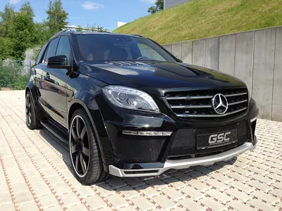 File:2012 Mercedes-Benz ML 63 AMG (W 166) wagon (2012-10-26) 01.jpg -  Wikimedia Commons