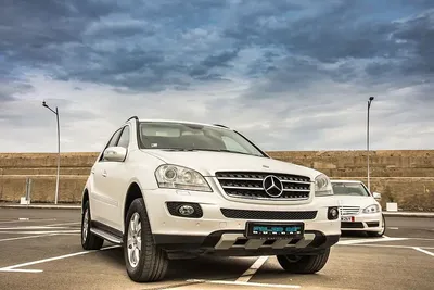 Review: Mercedes ML W166 ( 2011 - 2019 ) - Almost Cars Reviews