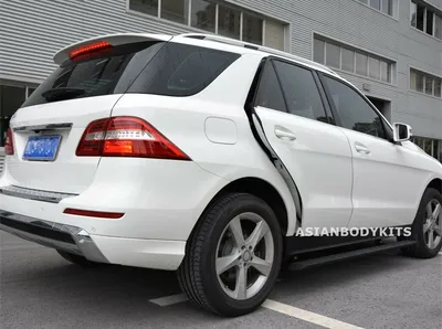 Mercedes Benz ML SIDE STEP ELECTRIC Deployable running boards – Forza  Performance Group