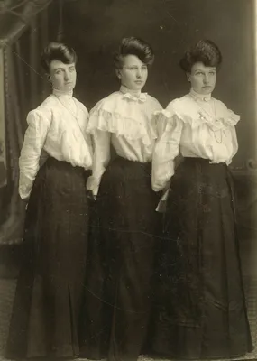 File:Spencer-sisters.jpg - Wikipedia