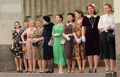 Какой была мода после войны: 55 фото одежды того времени | WDAY