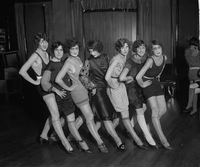 Мода 1920-х годов — стиль одежды 20-х годов для женщин и мужчин