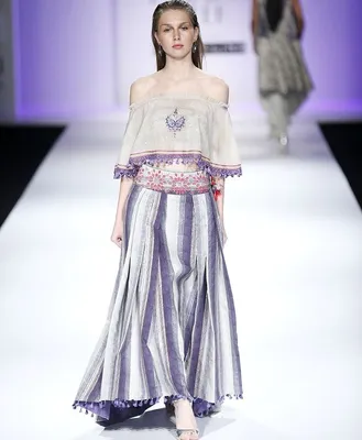 Модный Восток: самые потрясающие образы с показа Dior в Индии | MARIECLAIRE