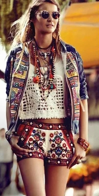 Стиль хиппи и бохо-шик | Hipster style outfits, Boho chic outfits, Boho  fashion