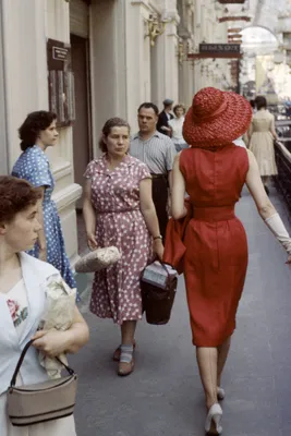 Пиджаки, платья-рубашки и костюмы: какой была мода 20-х годов ХХ века