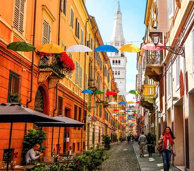 Modena Walking Tour, Modena | kimkim