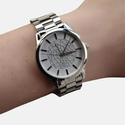 Часы наручные женские в коробочной упаковке/женские часы на подарок/модные  часы/ купить по цене 649 ₽ в интернет-магазине KazanExpress