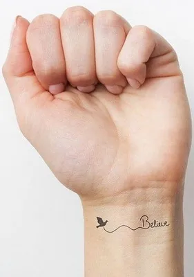 Модные тату 2023-2024 для девушек –тенденции и тренды, идеи тату на разных  частях тела | Believe tattoos, Small wrist tattoos, Wrist tattoos for women