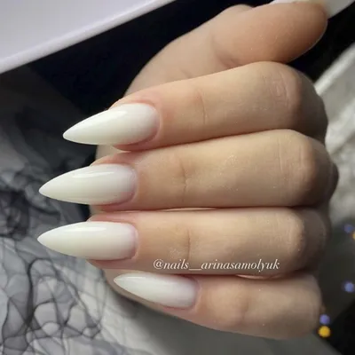 Milky nails дизайны 2021-2022: как создать самый трендовый маникюр  молочными базами, топами и гелями