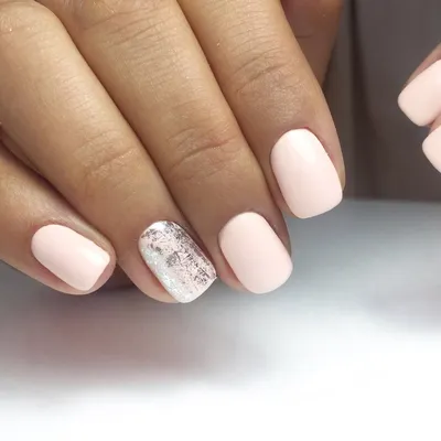 Milky nails дизайны 2021-2022: как создать самый трендовый маникюр  молочными базами, топами и гелями