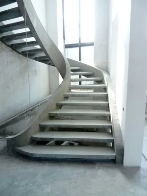 Монолитная лестница в стиле лофт - БелСтеп Белгород