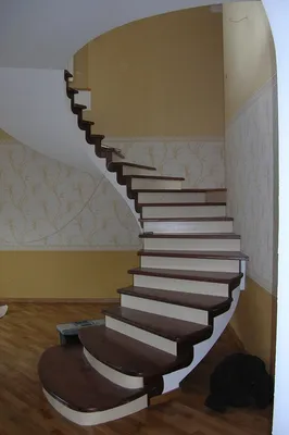 Монолитные и сборные лестницы из бетона: цена под ключ в Минске.