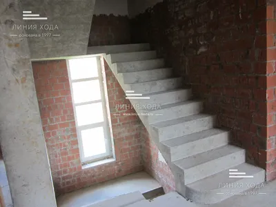 Обшивка бетонной лестницы деревом от бренда «Завод лестниц» | Отделка монолитной  лестницы