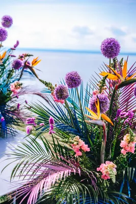 Букет цветов на фоне моря (38 фото) - 38 фото