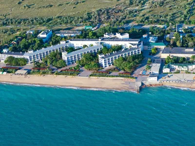 База отдыха \"Прибой\", Крым, Саки - «Если на месте не сидеть, то это  довольно хороший вариант отдыха на Черном море.» | отзывы