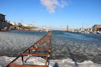 Операторам пляжей Севастополя передали и море | ForPost