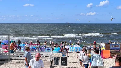 Балтийское море в Польше с дюнами Стоковое Изображение - изображение  насчитывающей перемещение, каникула: 155001687
