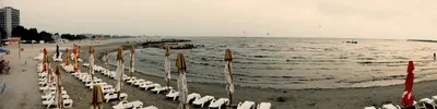 Курорт Костинеште в Румынии принял \"сюрпризы\"от \"весеу\": На пляже  \"бумкнуло\"в воде.Потом увидели второй \"сюрприз\"-отдыхающих сдуло ветром |  Боец Невидимого фронта | Дзен