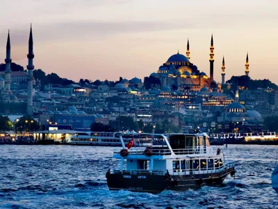 Моря, омывающие Турцию. Выбираем место купания для самых юных туристов