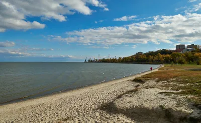 Эллинг Морской дом в Таганроге, ул. Адмирала Крюйса, 30/64 - фото, отзывы  2024, рейтинг, телефон и адрес