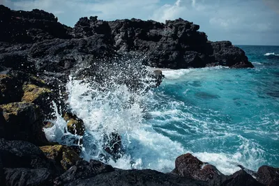 Обои Природа Вода, обои для рабочего стола, фотографии природа, вода, море,  волна, sea, океан, blue, wave, ocean, splash, sky Обои для рабочего стола,  скачать обои картинки заставки на рабочий стол.