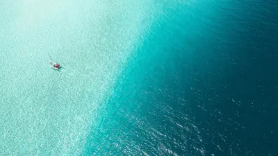 50 оттенков моря: почему вода именно такого цвета | Топ Гид Кипр | Дзен