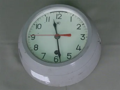Военно-морские часы Henry Moser 20-е годы ХХ ст. с подчасником - «VIOLITY»