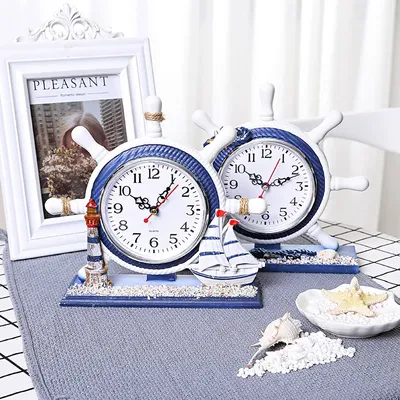 Часы морские с календарем. Продажа старинных часов в Москве