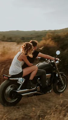 мотоТаня 💔🖤 on Instagram: “продолжи фразу: «ЛЮБОВЬ-ЭТО ...»❤️ #мотоТаня  #ducatipanigalev2 пс любите и будьте любим… | Motorcycle culture, Womens  bike, Bike life